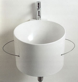 Agape Bucatini Servant