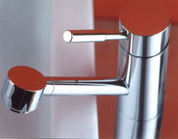 Blandebatteri, Dusj, Servant