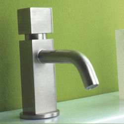 Blandebatteri, Dusj, Servant