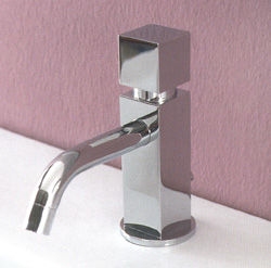 Blandebatteri, Dusj, Servant